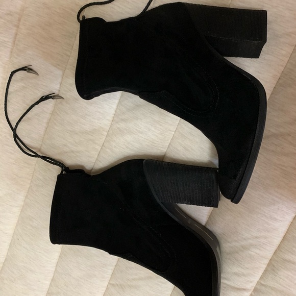 Dolce Vita Black Suede Tie Ankle Boots 8.5 - Picture 5 of 12